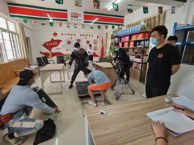 追星女孩心理学分析报告：官渡区广告片拍摄公司揭秘饭圈应援式传播逻辑